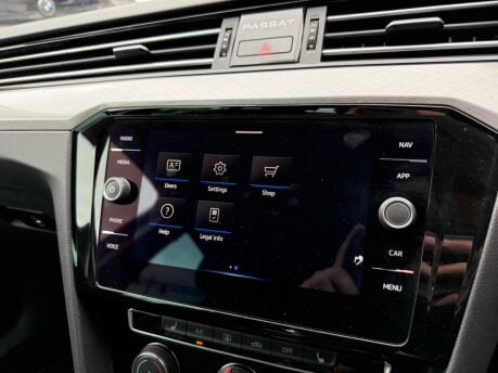 Volkswagen Passat SEL TSI EVO 29
