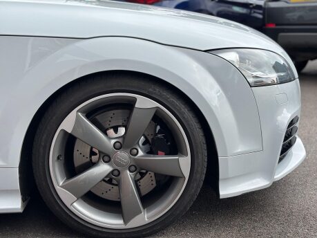 Audi TT RS TFSI QUATTRO 19