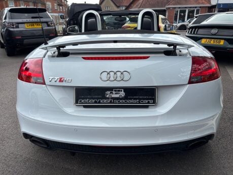 Audi TT RS TFSI QUATTRO 11