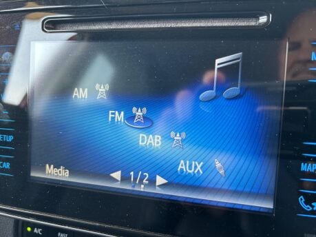 Toyota Auris 1.8 VVT-h Excel CVT Euro 6 (s/s) 5dr 24