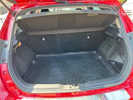 Toyota Auris 1.8 VVT-h Excel CVT Euro 6 (s/s) 5dr 6