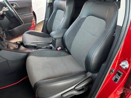 Toyota Auris 1.8 VVT-h Excel CVT Euro 6 (s/s) 5dr 8