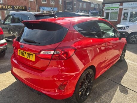 Ford Fiesta ST-LINE 5