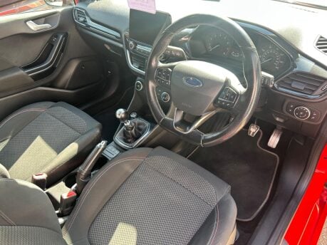 Ford Fiesta ST-LINE 12