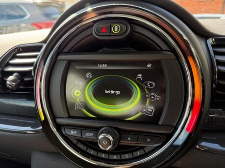 Mini Clubman COOPER D 22