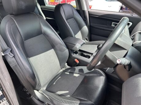 Land Rover Discovery Sport 2.0 TD4 SE Tech 4WD Euro 6 (s/s) 5dr (5 Seat) 24