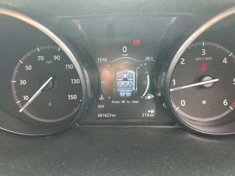 Land Rover Discovery Sport 2.0 TD4 SE Tech 4WD Euro 6 (s/s) 5dr (5 Seat) 17