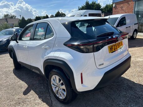 Toyota Yaris Cross 1.5 VVT-h Icon E-CVT Euro 6 (s/s) 5dr 5