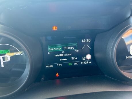 Toyota Yaris Cross 1.5 VVT-h Icon E-CVT Euro 6 (s/s) 5dr 31