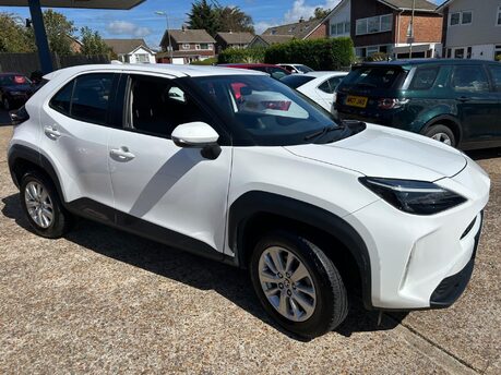 Toyota Yaris Cross 1.5 VVT-h Icon E-CVT Euro 6 (s/s) 5dr 32