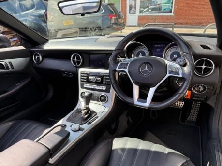 Mercedes-Benz SLK SLK250 CDI BLUEEFFICIENCY AMG SPORT 20