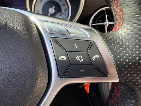 Mercedes-Benz SLK SLK250 CDI BLUEEFFICIENCY AMG SPORT 23