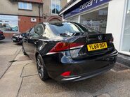 Lexus Is 300H F SPORT 5