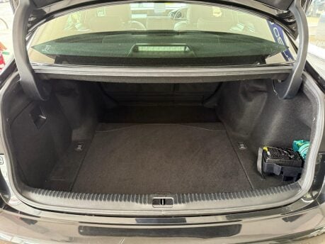 Lexus Is 300H F SPORT 17