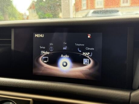Lexus Is 300H F SPORT 29