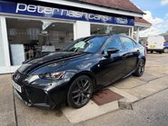 Lexus Is 300H F SPORT 1