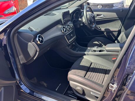 Mercedes-Benz GLA GLA 220 D 4MATIC AMG LINE PREMIUM 16
