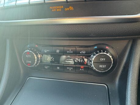 Mercedes-Benz GLA GLA 220 D 4MATIC AMG LINE PREMIUM 34