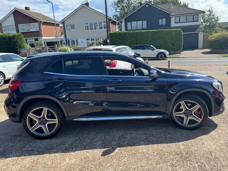 Mercedes-Benz GLA GLA 220 D 4MATIC AMG LINE PREMIUM 12