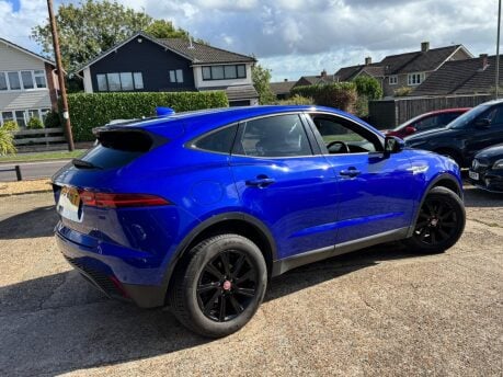 Jaguar E-Pace S 11