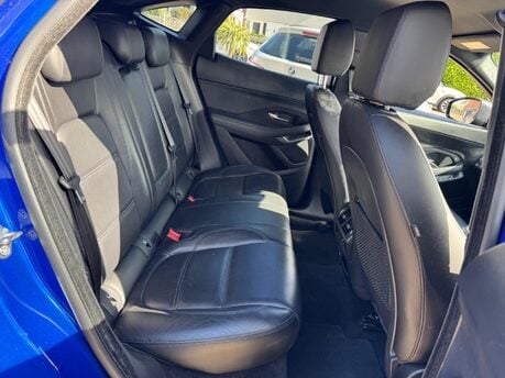 Jaguar E-Pace S 21