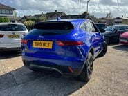 Jaguar E-Pace S 9