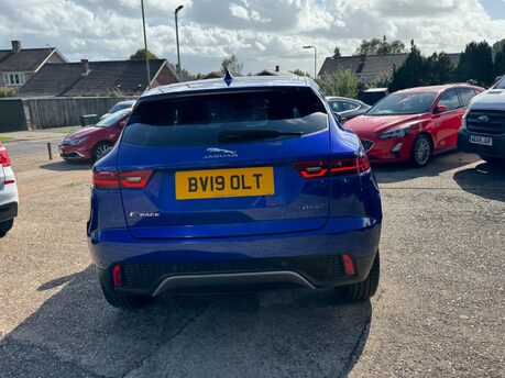 Jaguar E-Pace S 8