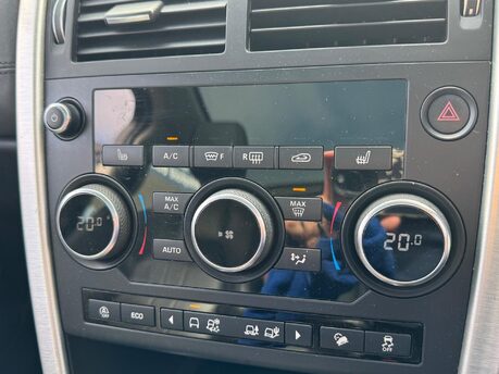 Land Rover Discovery Sport SD4 HSE 31