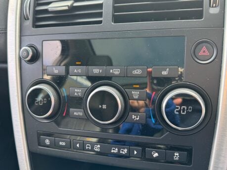 Land Rover Discovery Sport SD4 HSE 31