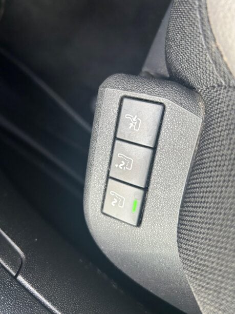 Citroen Grand C4 Spacetourer BLUEHDI FLAIR S/S EAT8 31