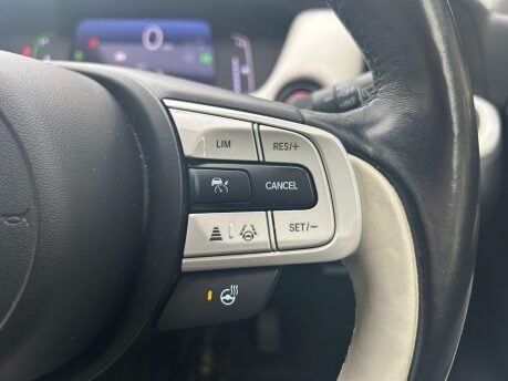 Honda Jazz I-MMD EX 20
