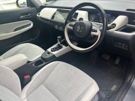 Honda Jazz I-MMD EX 4