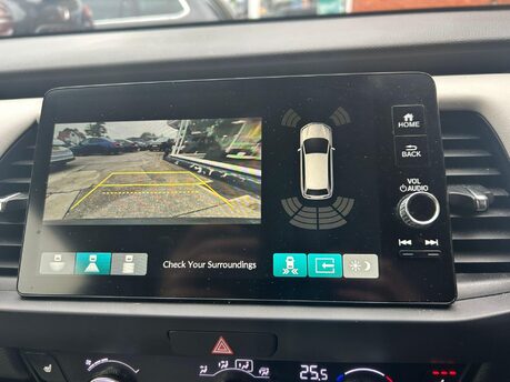 Honda Jazz I-MMD EX 31