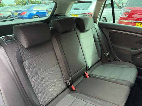 Volkswagen Golf 2.0 TDI SE DSG Euro 5 5dr 14