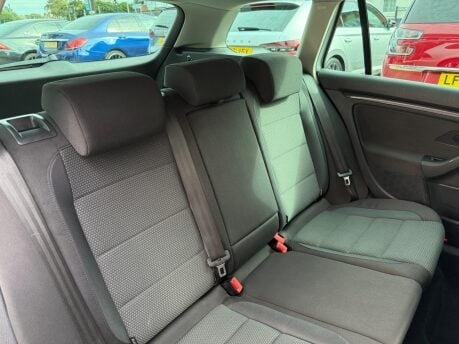 Volkswagen Golf 2.0 TDI SE DSG Euro 5 5dr 14