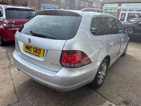 Volkswagen Golf 2.0 TDI SE DSG Euro 5 5dr 8