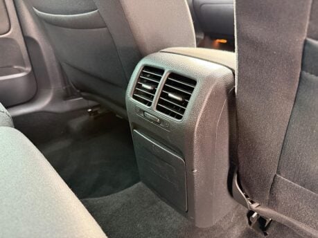 Volkswagen Golf 2.0 TDI SE DSG Euro 5 5dr 15