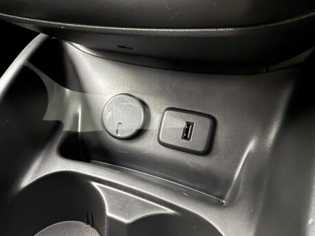 Vauxhall Corsa 1.4i ecoTEC Energy Easytronic Euro 6 (s/s) 5dr (a/c) 28