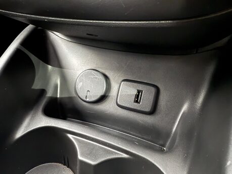 Vauxhall Corsa 1.4i ecoTEC Energy Easytronic Euro 6 (s/s) 5dr (a/c) 28