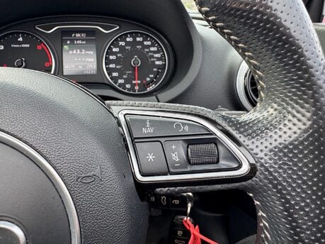 Audi A3 TDI S LINE 20