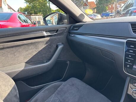 Skoda Superb SPORTLINE PLUS TDI DSG 18
