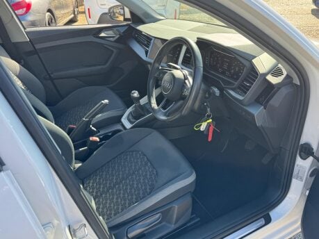 Audi A1 SPORTBACK TFSI SPORT 19