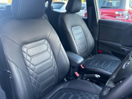 Ford Puma ST-LINE VIGNALE MHEV 25