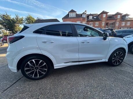 Ford Puma ST-LINE VIGNALE MHEV 8