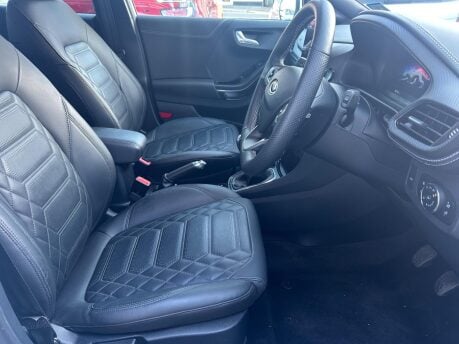 Ford Puma ST-LINE VIGNALE MHEV 24