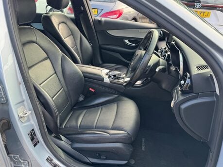 Mercedes-Benz C Class C200 SPORT 22