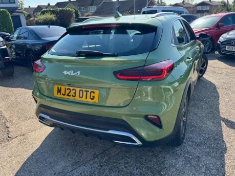 Kia Xceed 2 8