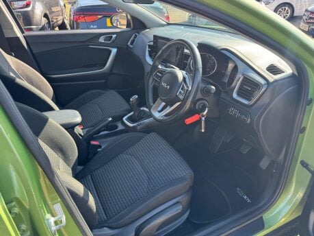 Kia Xceed 2 21