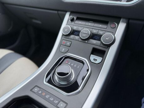 Land Rover Range Rover Evoque SD4 DYNAMIC 24