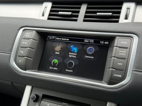 Land Rover Range Rover Evoque SD4 DYNAMIC 38